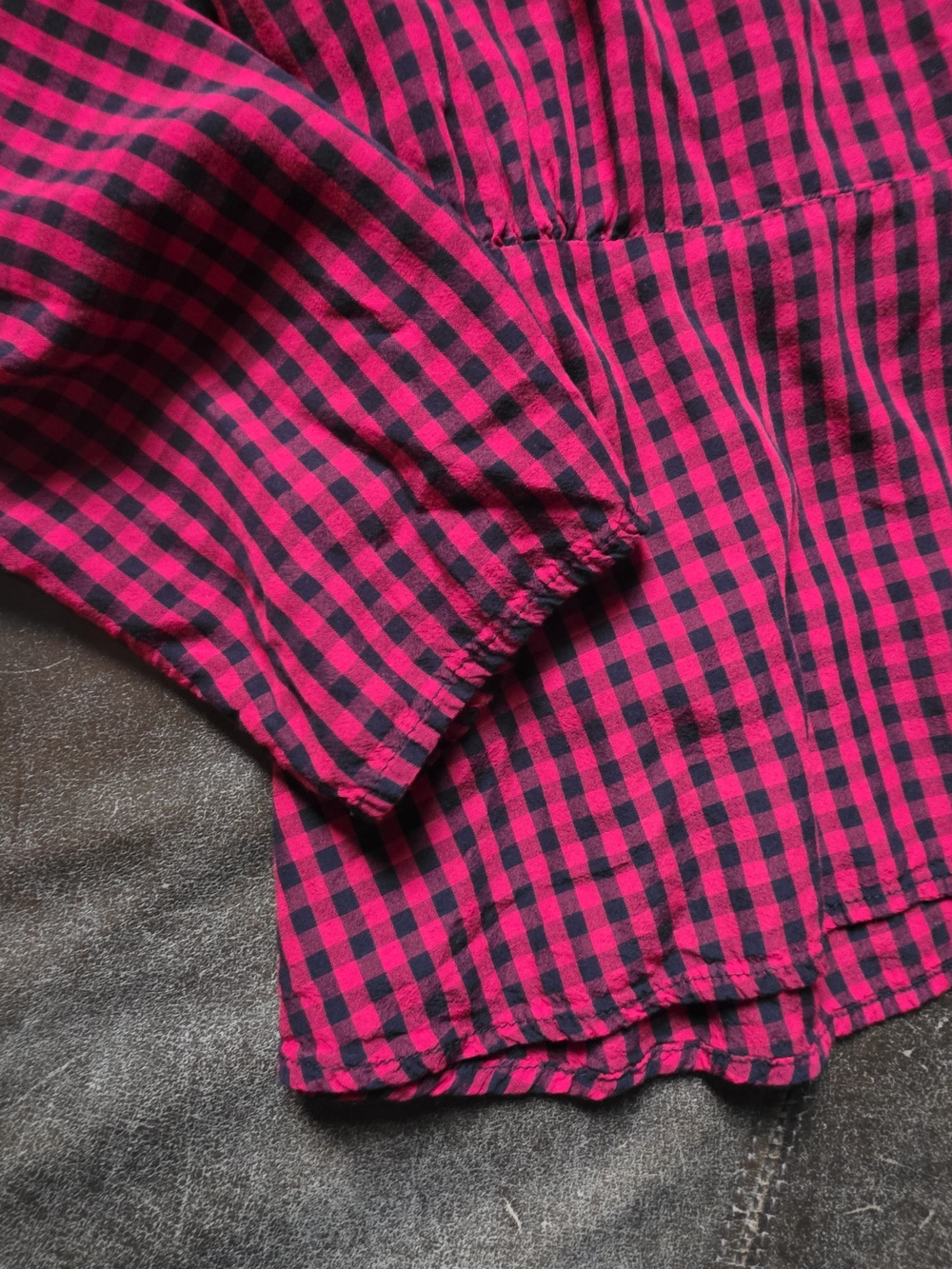 Old Navy Red Black Gingham Plaid Faux Wrap Blouse Top NWOT L - Picture 3 of 5